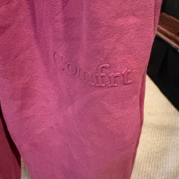 Comfort Embroidered Rose Sweater & Jogger Set - Picture 3 of 6